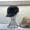 Chapéu Newsboy Pleated Fino de Algodão e Linho para Viagens de Primavera e Verão Femininas Estilo Japonês Respirável Chapéu de Sol Estilo Coreano Chapéu com Aba Moda