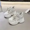 Zapatos de Papá Gruesos Retro para Mujer que Aumentan la Altura, Tenis Transpirables de Moda, Zapatos Casuales Ligeros Versátiles para Correr Otoño 2026