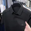 2025 Novo Estilo Camisa Polo Manga Curta com Gola Camiseta Masculina Verão Camiseta de Seda Gelada Top Masculino Moda Tendência Estampa