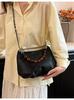 Bolso de Hombro Cruzado con Cadena Transfronterizo para Mujer 2026 Nuevo de Gran Capacidad Estudiante Viajero Versátil Bolso Cubo de Hombro Cruzado
