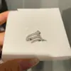 Anillo Popular de Serpiente con Circonita de Xiaohongshu para Mujeres, Lujo Accesible Diseño de Nicho, Anillo Abierto para Dedo Índice Año de la Serpiente del Zodiaco Natal