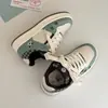 Zapatillas Versátiles de Suela Gruesa con Dibujos de Pareja, Nuevas para Primavera y Otoño 2025, Transpirables, para Entrenamiento Moral, Casuales, Versátiles, Zapatos Blancos, Zapatos de Pan
