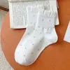 Novas Meias Arrastão de Bolinhas com Babados para Mulheres Meias de Cano Médio Ins Tendência Primavera e Outono Estilo Ballet Japonês Meias Curtas de Renda