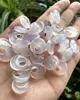 Colgante de hebilla excéntrica de hielo a través de ágata colgante de calcedonia blanca natural hebilla de princesa accesorios hechos a mano para manualidades pequeños deslizantes venta al por mayor