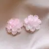 Nuevos Pendientes Populares de Flor y Perla 2026, Diseño de Nicho con un Toque de Lujo, Pendientes de Botón de Pétalo Ultra-Fairy de Lujo Ligero