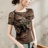 Camiseta de Malla con Estampado Floral de Cuello Redondo para Mujer de Manga Corta Verano 2025 Costuras de Oreja de Madera Diseño Nicho para Mujer