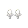 Pendientes de Perla en Forma de Pétalo de Moda de Lujo Ligero Estilo Francés con un Diseño Súper de Hada, Brazaletes Largos con Borlas, Exquisitos Pendientes de Aro Versátiles