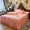 Colcha de Terciopelo de Leche Engrosada Estilo Falda de Cama Acolchada Estilo Princesa Encaje Sábanas Cálido Bebé Terciopelo Delantal de Cama Cubierta