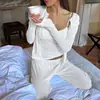 Conjunto de pijama de três peças em tricô jacquard branco vazado com camisola, cardigã, blusa e calça comprida, nova coleção outono e inverno de vestuário doméstico europeu e americano