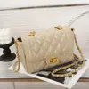 Lujo Ligero de Alta Gama Estilo Chanel Romboidal Bolso de Cadena Transfronterizo de Cuero para Mujer de un Solo Hombro Hebilla de Cierre Bandolera Bolso Cuadrado Pequeño 8167