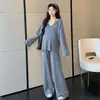 Conjunto de tricô cinza casual para maternidade, estilo coreano, novo design outono/inverno 2026, conjunto de três peças com regata e calça pantalona