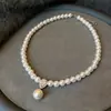 Collar de Perlas Irregulares Mariposa Estilo Vintage Cadena para Clavícula Joyería Versátil de Alta Gama Venta al por Mayor para Mujeres