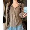 Chamarra delgada de punto con capucha Mushanzi para mujer, otoño 2026, corte holgado, cuello semiabierto, top básico estilo Henley