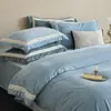 Juego de ropa de cama de lujo para bebé estilo francés: juego de cuatro piezas con funda de edredón y sábana de terciopelo de leche de pelo corto, perfecto para el calor del otoño y el invierno