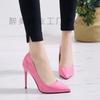Zapatos de mujer de talla grande de comercio exterior punta tacón de aguja escotados tacones altos zapatos negros profesionales para el trabajo zapatos de una sola capa 35-44