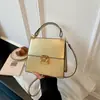Bolso Bandolera Sencillo y Elegante 2026 Verano Nuevo de Moda Bolso de Mano para la Oficina y el Trayecto Bolso Cuadrado Pequeño Estilo Coreano Color Sólido Bolso de Hombro