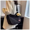 Bolsa Transversal de Lona Estilo Japonês para Trabalhadores no Trajeto para o Escritório, Nova Bolsa de Ombro Tote de Veludo Cotelê Feminina de Grande Capacidade Tendência Outono e Inverno