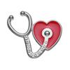 Broche de la serie de atención médica europea y americana, estetoscopio, alas de corazón, pin, insignia de amor creativa, nueva aleación