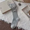 Calcetines sexy de encaje hasta la mitad de la pantorrilla en blanco, combinados con botas, calcetines con borde de encaje para mujer, estilo ins de primavera y otoño, calcetines holgados coquetos para otoño e invierno