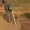 Pala de Hierro con Mango de Madera y Punta Afilada para Ayuda de Emergencia en Desastres Suministro Directo de Fábrica Pala para Control de Inundaciones Lucha contra Inundaciones Suministros de Rescate Pala para Desastres de Inundaciones y Encharcamiento Pala para Tierra