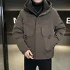 Chaqueta de Plumas para Hombre 2026 Invierno Nueva con Capucha Resistente al Frío Abrigo Engrosado Chaqueta para Exteriores Ropa de Trabajo Ropa de Abrigo Casual