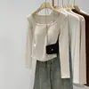 Camisola de cuello halter con copas, Camisa base en capas para mujer, Nuevo estilo Otoño/Invierno 2025, Top corto de diseño puramente deseable