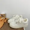 Zapatillas deportivas retro de suela gruesa, de nicho, para mujer, estilo nuevo de moda 2026, de malla transpirable, casual, atléticas, versátiles, zapatos blancos