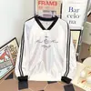 Camiseta de Satén de Punto Sexy Retro Coreana para Mujer Verano Nuevo Diseño Manga Corta Holgada Aspecto Adelgazante Top de Media Manga