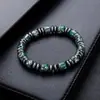 Estilo europeo y americano, pulsera de acero de titanio transfronteriza que no se decolora, ajustable, con un tacto lujoso y de alta gama, adecuada tanto para hombres como para mujeres, un accesorio moderno y versátil