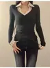 Camisa de Capa Falsa de Dos Piezas, Nuevo Top Estilo Coreano, Camiseta de Manga Larga con Forma de Corazón Dulce para Mujer, Ajuste Delgado para Otoño e Invierno