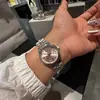 Reloj Emperatriz Viuda Nuevo para Mujer Oro Rosa Azul Hielo Fruta del Dragón Cereza Correa de Acero Esfera Pequeña Correa de Acero Reloj para Mujer Envío Directo