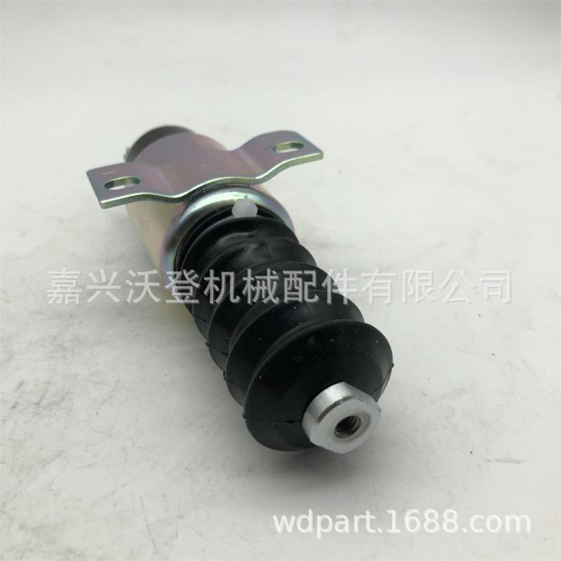 2339b6ad64e20d81b10a11b52ebae4