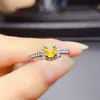 Anillo Popular de Zafiro Amarillo Natural al por Mayor de Fábrica Plata S925 Incrustado Piedra Principal 5*5 Joyería de Lujo Venta Directa de Fábrica