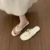 Chanclas Metálicas Retro con Hebilla para Mujer, Nuevas Sandalias Romanas de Playa Primavera/Verano 2026