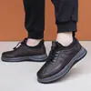 Zapatos de algodón para hombre, zapatos de tela de Beijing de invierno para hombre, forrados con vellón, gruesos, cálidos, suela gruesa, antideslizantes, deportivos, para papá, para personas de mediana edad y mayores.