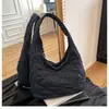 Bolso tote acolchado de nicho estilo coreano con gran capacidad, nueva moda 2026, bolso de hombro versátil para el día a día