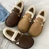 Sapatos de algodão estilo Birkenstock, retrô, com sola grossa, que aumentam a altura, totalmente fechados, forrados com fleece, para mulheres, quentes para o inverno, botas de neve espessadas, sapatos peludos estilo Birkenstock