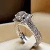 Anillo de compromiso de moda europea y americana con circón, eléctrico, de venta caliente transfronteriza, anillo de circón de diamante cuadrado redondo para mujer f1781