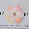 Cabeza de Flor de Crisantemo Pequeña, Margarita Pequeña DIY Hecha a Mano Flor Artificial, Flor Falsa, Accesorios Retro para el Cabello, Pasador, Decoración de Ropa, Accesorios para Disparos