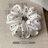 Scrunchie de Satén con Puntos Delicado y Elegante con un Toque de Lujo, Goma para el Cabello para Cola de Caballo, Moño y Accesorio para el Cabello de Goma para Mujeres