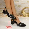 Sandalias de Tacón Grueso de Talla Grande de Nuevo Comercio Exterior Verano 2026 con Diseño de Flecha, Sandalias de Tacón Alto de Moda Europea y Americana de Boca Baja sin Cierre
