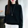 Nova coleção outono e inverno: suéter versátil, simples e estiloso de gola alta parcial para mulheres, apresentando uma malha grossa e um corte folgado, mangas compridas e proporcionando calor como uma camada interna ou base