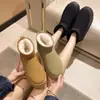 Outono e inverno de 2024 novos sapatos de algodão femininos quentes moda Coringa simples sola grossa superfície fosca forro de pelúcia espessado Mao Mao neve