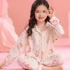 Nuevos Pijamas Infantiles 2026 para Primavera y Otoño, Estilo Delgado de Algodón Nube de Manga Larga, Ropa de Casa Moderna de Otoño para Niñas y Niñas Pequeñas