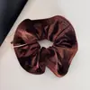 Diadema de Terciopelo de Corona Alta para Otoño e Invierno para Mujer, Diadema Trenzada Dentada, Diadema Simple y Elegante con un Toque de Lujo, Accesorio para el Cabello para Lavarse la Cara