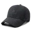 Chapéus de outono e inverno para homens de meia-idade e idosos, bonés de beisebol quentes para pais, chapéus forrados com fleece para avôs e bonés com proteção para as orelhas para idosos