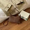 Bolsa Feminina Casual Estilo Coreano Transfronteiriça de Alto Valor 2026 Nova Chegada de Outono Bolsa de Ombro para o Dia a Dia de Grande Capacidade Bolsa Quadrada Pequena