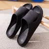 Nuevos estilo chanclas de baño para mujer, hotel verano pareja hogar interior antideslizante doméstico sandalias de hombre, en stock para venta al por mayor