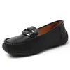 Novos Mocassins de Largura Larga Casuais Sapatilhas Femininas Solado Macio Cabedal Macio Sapatos para Mãe Confortáveis Tamanho Grande Mocassins Sapatos Femininos