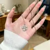 Collar de Moda Geométrico de Acero de Titanio Personalizado de Alta Gama con Diseño de Flor Irregular para Mujer, Joyería Única de Cadena para Clavícula